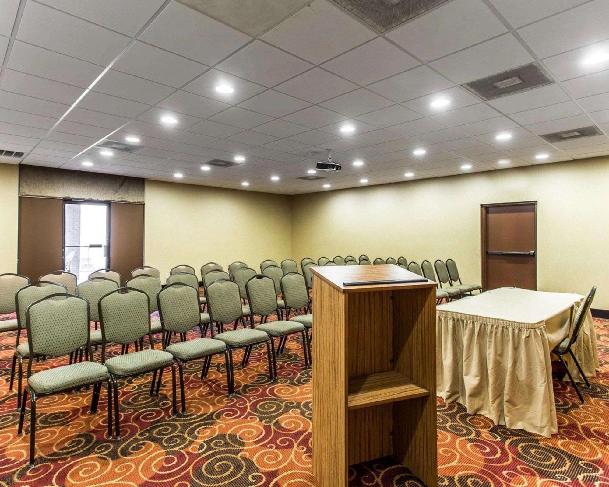 Quality Suites Hickory South Экстерьер фото